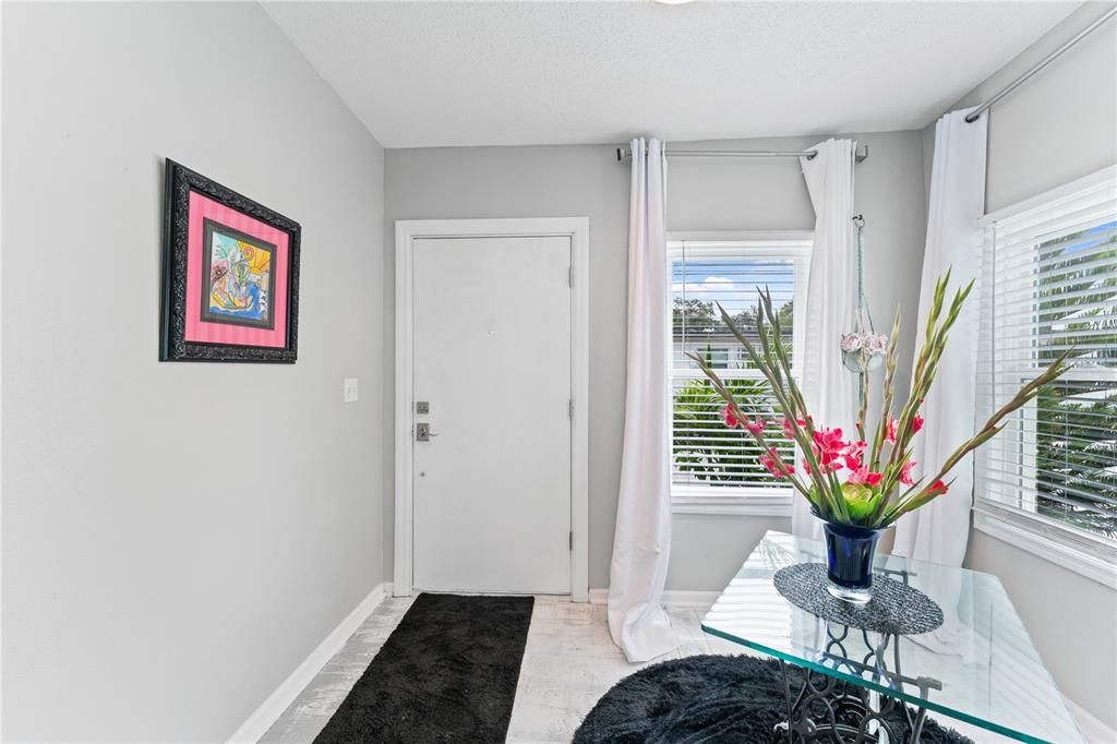For Sale: $619,000 (3 beds, 2 baths, 1032 Square Feet)