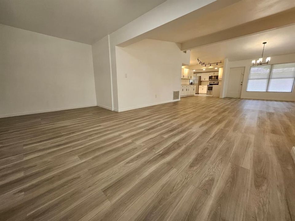 В аренду: $2,450 (3 спален, 2 ванн, 1693 Квадратных фут)