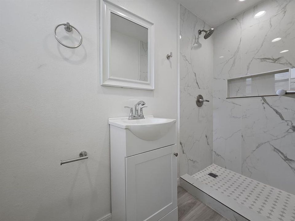 В аренду: $2,450 (3 спален, 2 ванн, 1693 Квадратных фут)