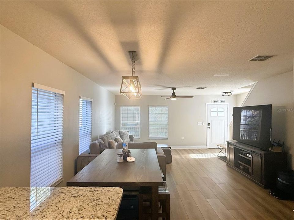 For Rent: $3,600 (3 beds, 2 baths, 1498 Square Feet)
