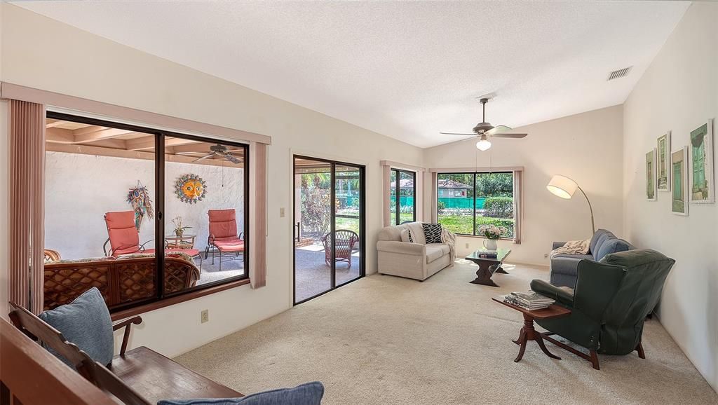 Active With Contract: $215,000 (3 beds, 2 baths, 1679 Square Feet)