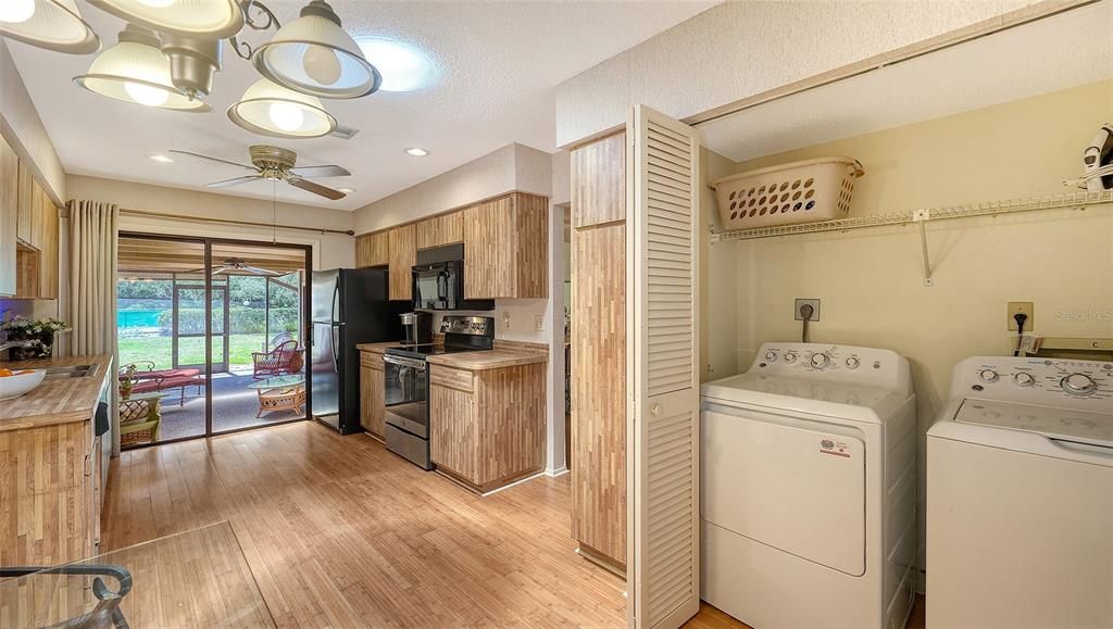 Active With Contract: $215,000 (3 beds, 2 baths, 1679 Square Feet)
