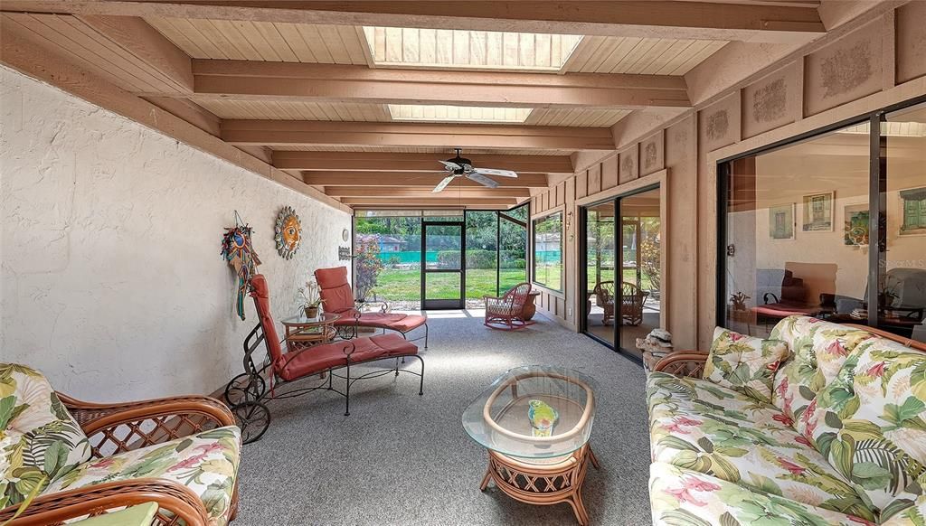 Active With Contract: $215,000 (3 beds, 2 baths, 1679 Square Feet)