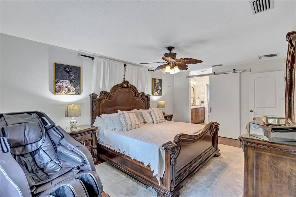 For Sale: $589,000 (3 beds, 2 baths, 1608 Square Feet)