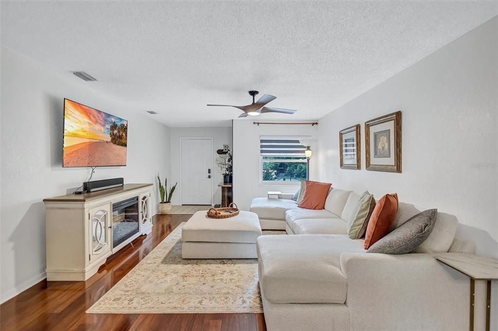 For Sale: $589,000 (3 beds, 2 baths, 1608 Square Feet)