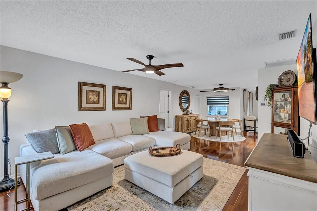 For Sale: $589,000 (3 beds, 2 baths, 1608 Square Feet)