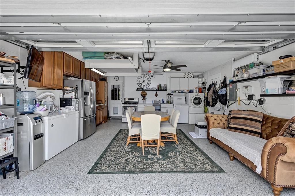 For Sale: $589,000 (3 beds, 2 baths, 1608 Square Feet)