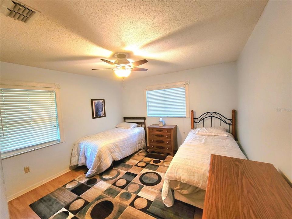 En Venta: $329,000 (3 camas, 2 baños, 1809 Pies cuadrados)