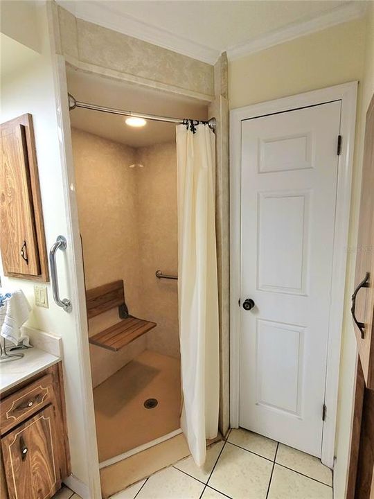 En Venta: $329,000 (3 camas, 2 baños, 1809 Pies cuadrados)