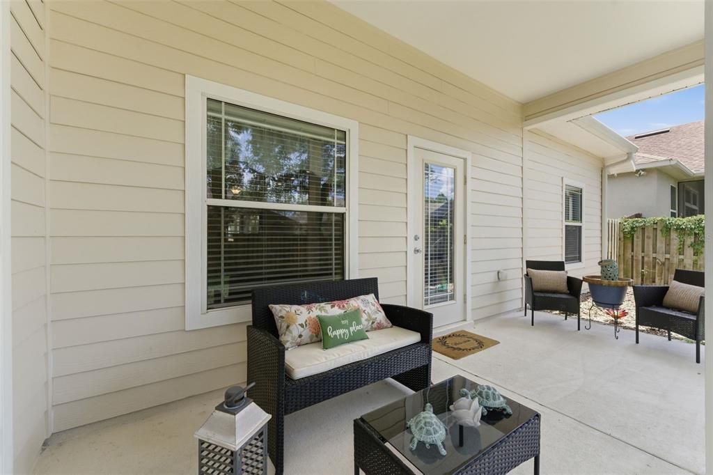 For Sale: $335,000 (3 beds, 2 baths, 1586 Square Feet)