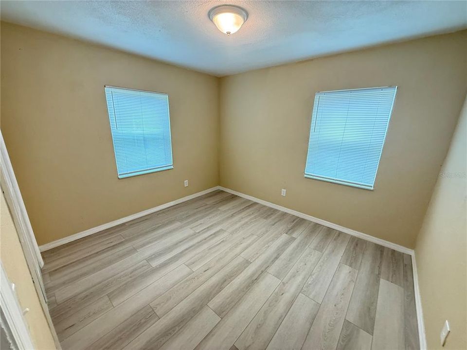 For Sale: $249,500 (2 beds, 2 baths, 1123 Square Feet)