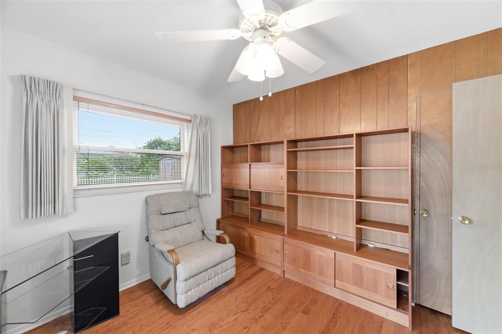 For Sale: $409,900 (3 beds, 2 baths, 1259 Square Feet)