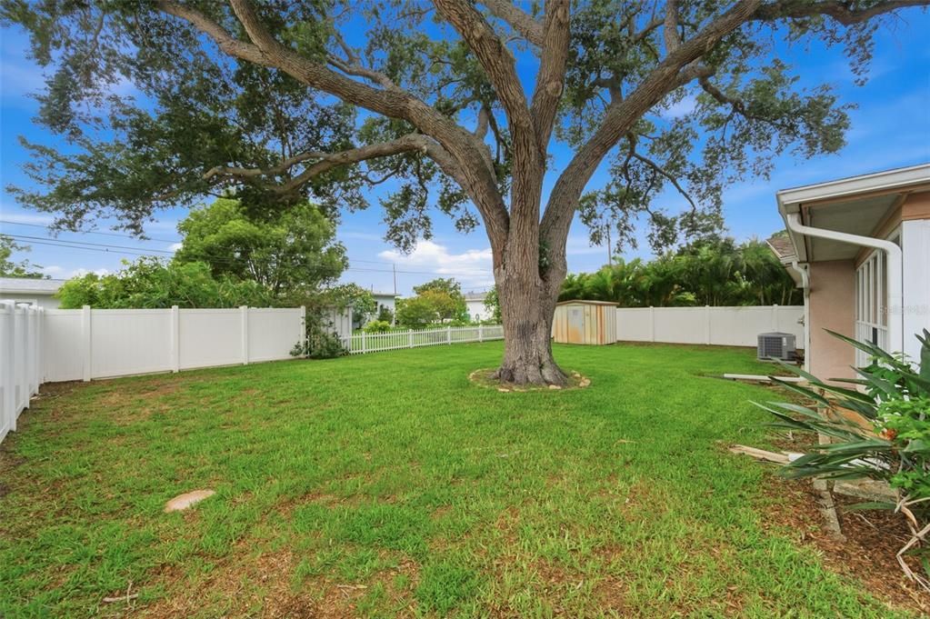 For Sale: $409,900 (3 beds, 2 baths, 1259 Square Feet)
