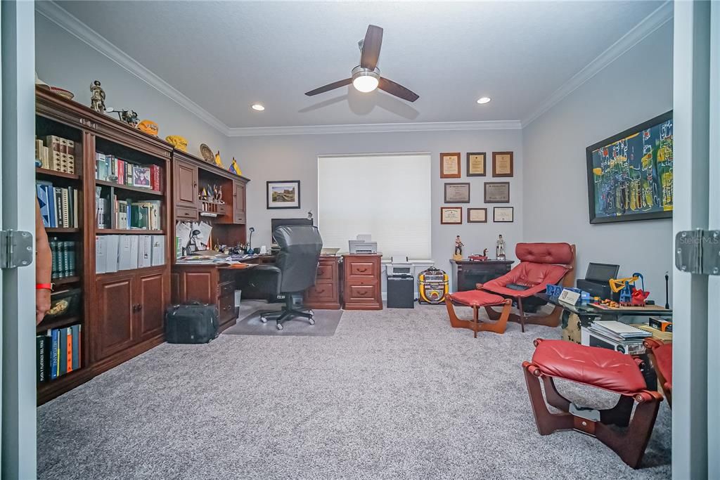 For Sale: $795,000 (4 beds, 4 baths, 2921 Square Feet)