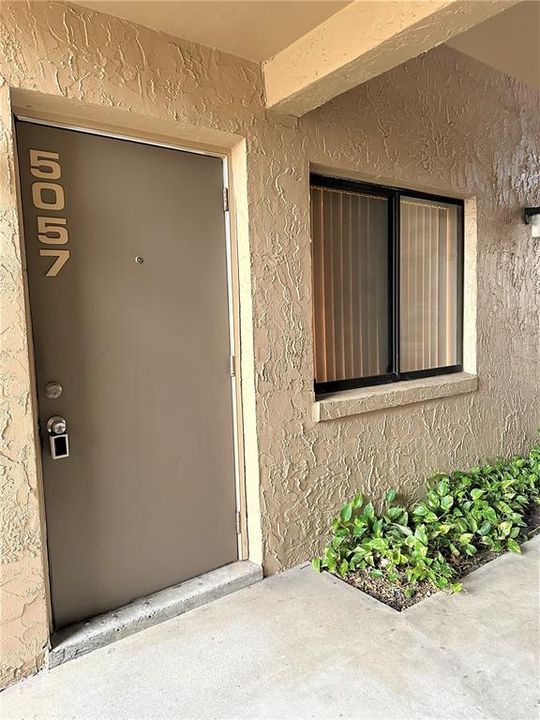 For Rent: $1,650 (2 beds, 2 baths, 1048 Square Feet)