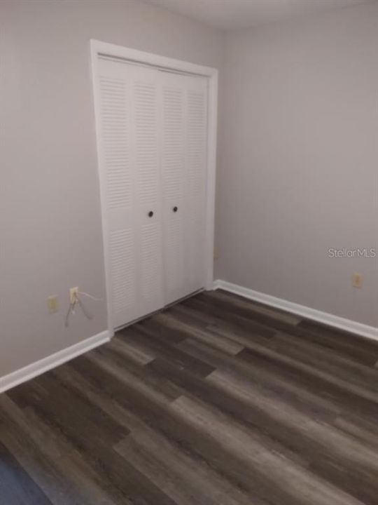 For Sale: $79,990 (2 beds, 1 baths, 800 Square Feet)