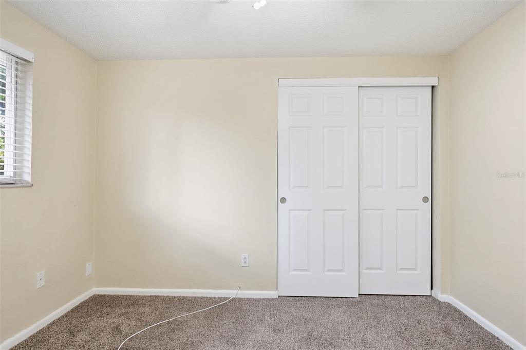 For Sale: $239,900 (3 beds, 1 baths, 1002 Square Feet)