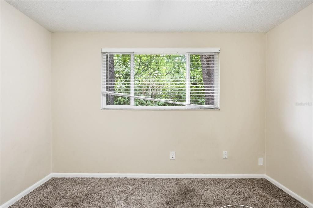 For Sale: $239,900 (3 beds, 1 baths, 1002 Square Feet)