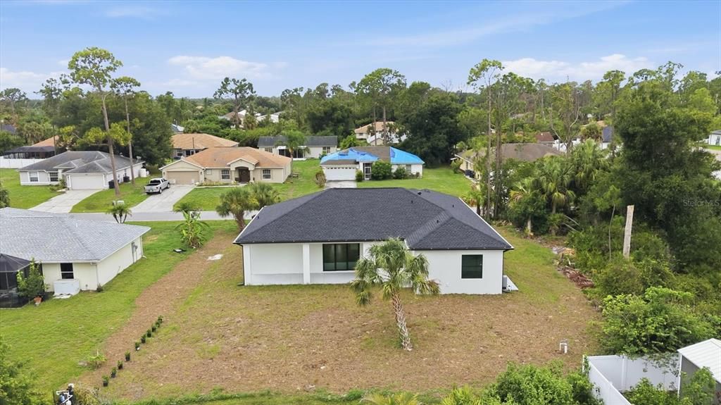 For Sale: $445,000 (4 beds, 2 baths, 1834 Square Feet)