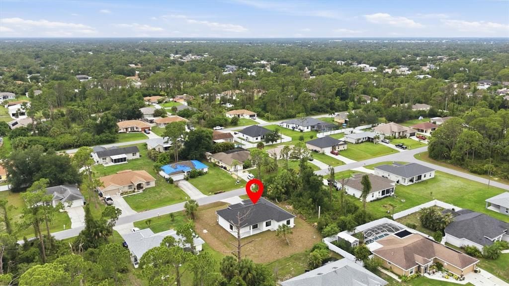 For Sale: $445,000 (4 beds, 2 baths, 1834 Square Feet)