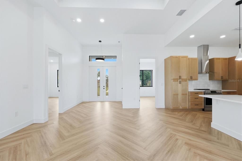 For Sale: $445,000 (4 beds, 2 baths, 1834 Square Feet)
