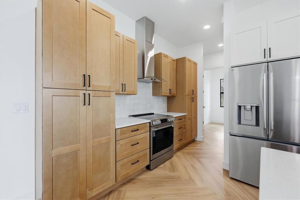 For Sale: $445,000 (4 beds, 2 baths, 1834 Square Feet)