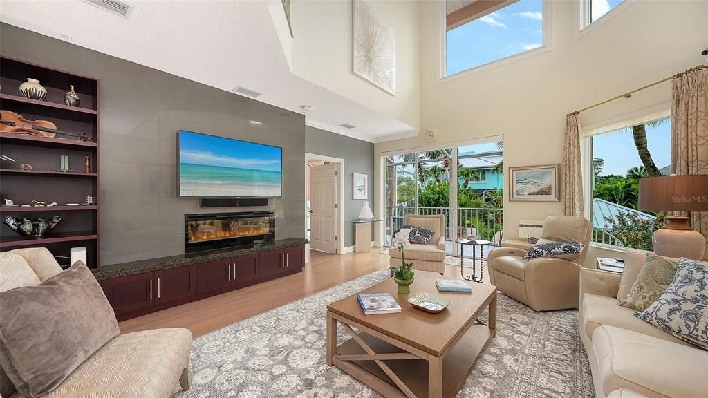 For Sale: $1,349,000 (3 beds, 3 baths, 2691 Square Feet)