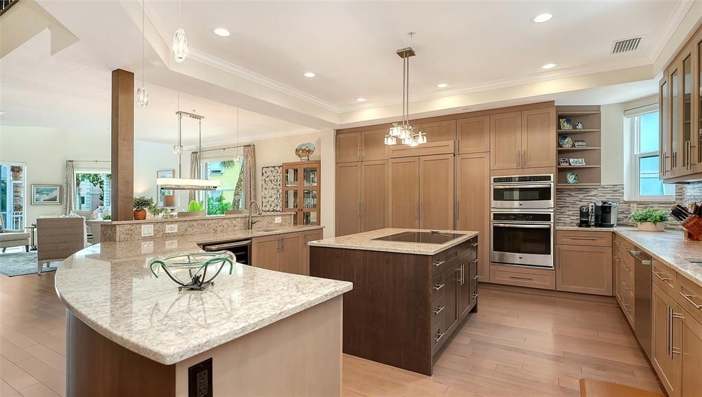 For Sale: $1,349,000 (3 beds, 3 baths, 2691 Square Feet)
