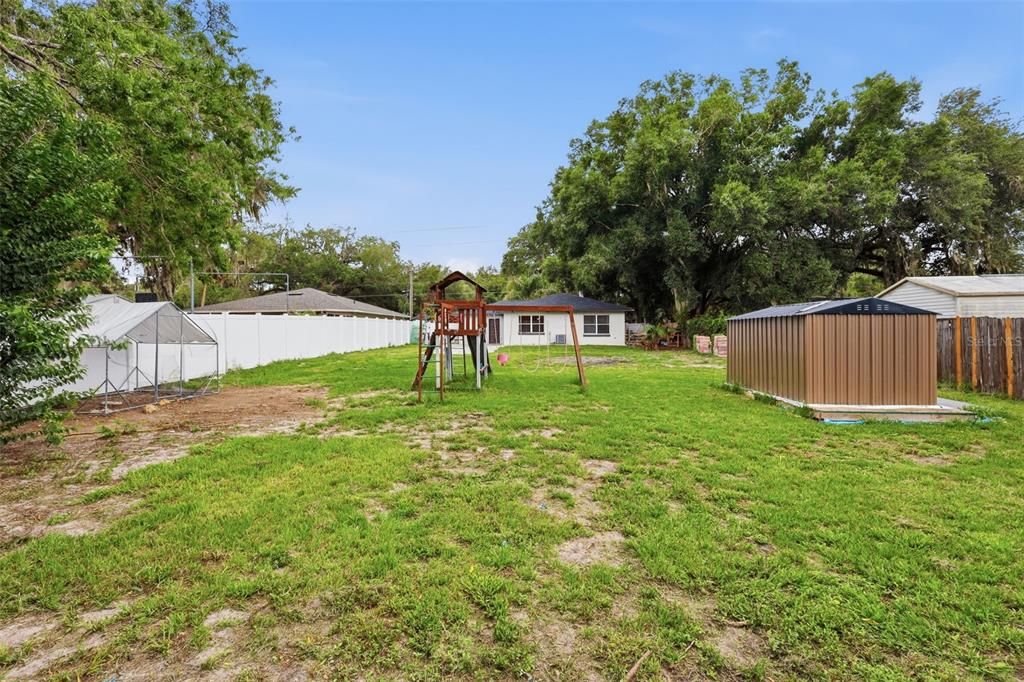 For Sale: $289,000 (3 beds, 2 baths, 1204 Square Feet)