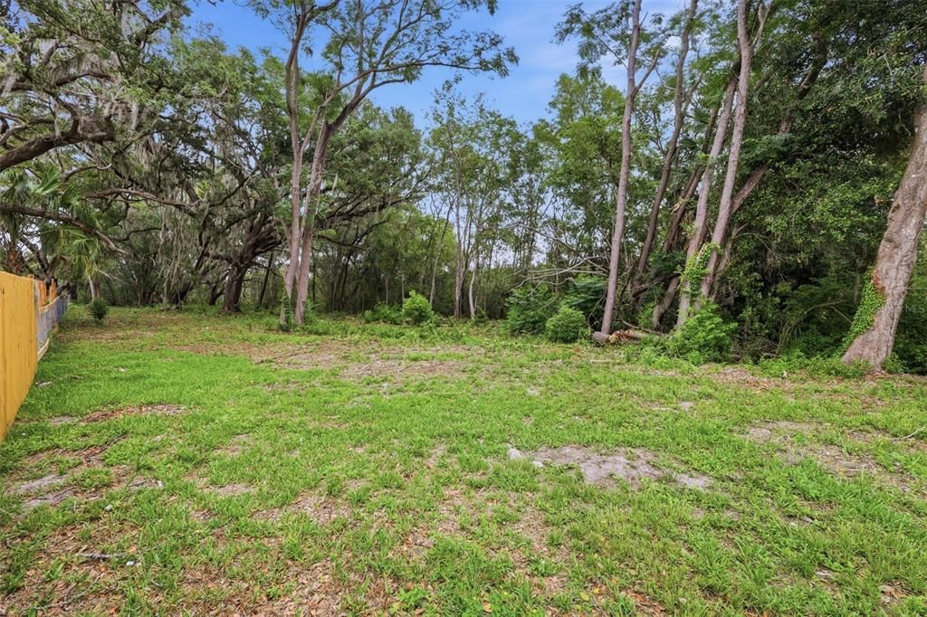 For Sale: $289,000 (3 beds, 2 baths, 1204 Square Feet)