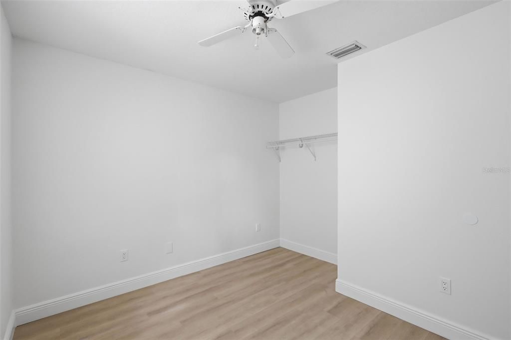 For Sale: $289,000 (3 beds, 2 baths, 1204 Square Feet)