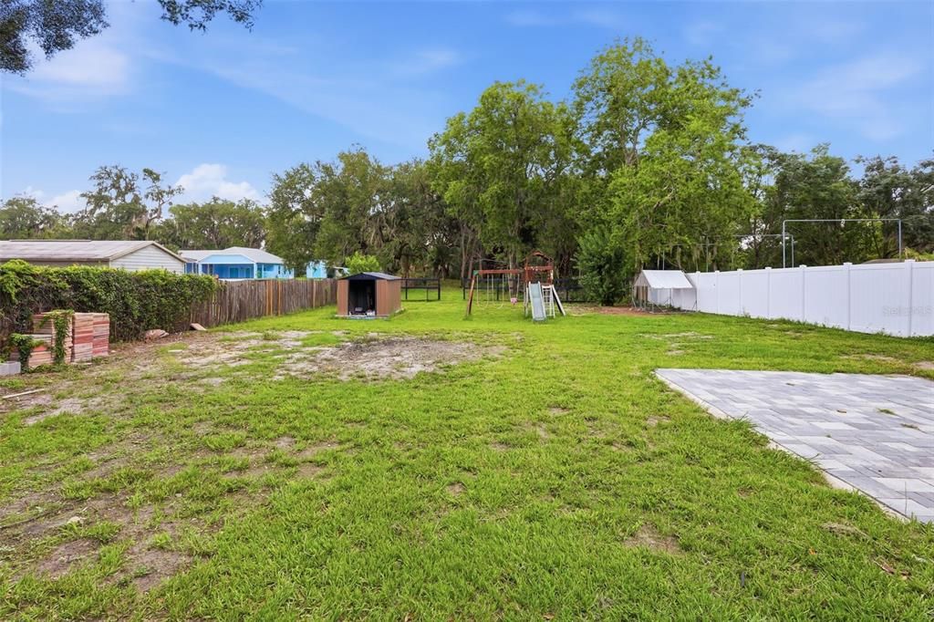 For Sale: $289,000 (3 beds, 2 baths, 1204 Square Feet)