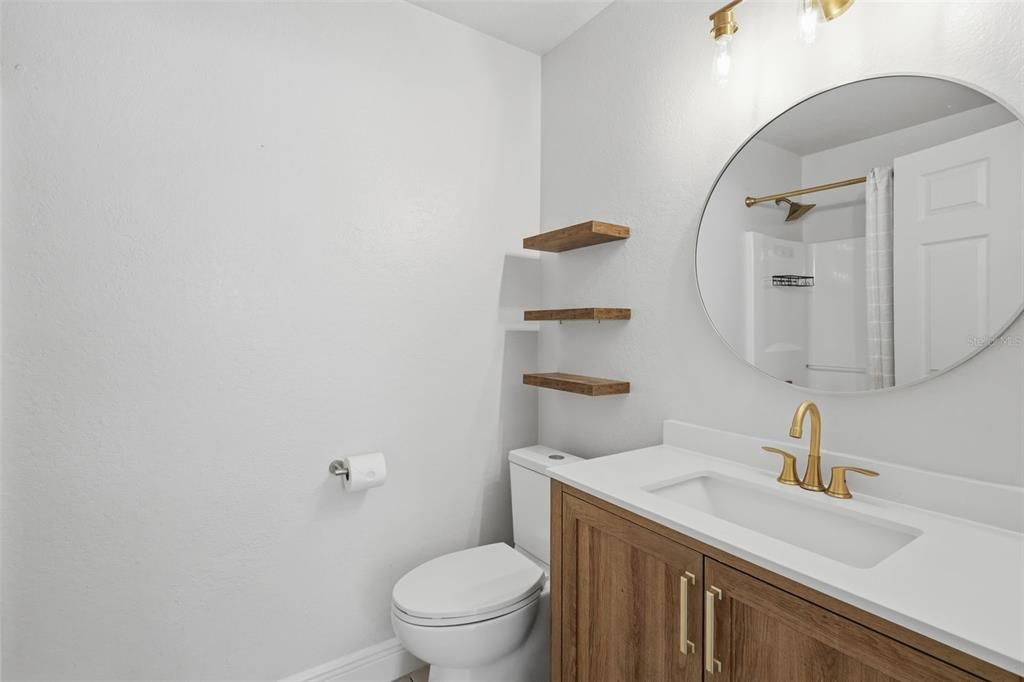 For Sale: $289,000 (3 beds, 2 baths, 1204 Square Feet)