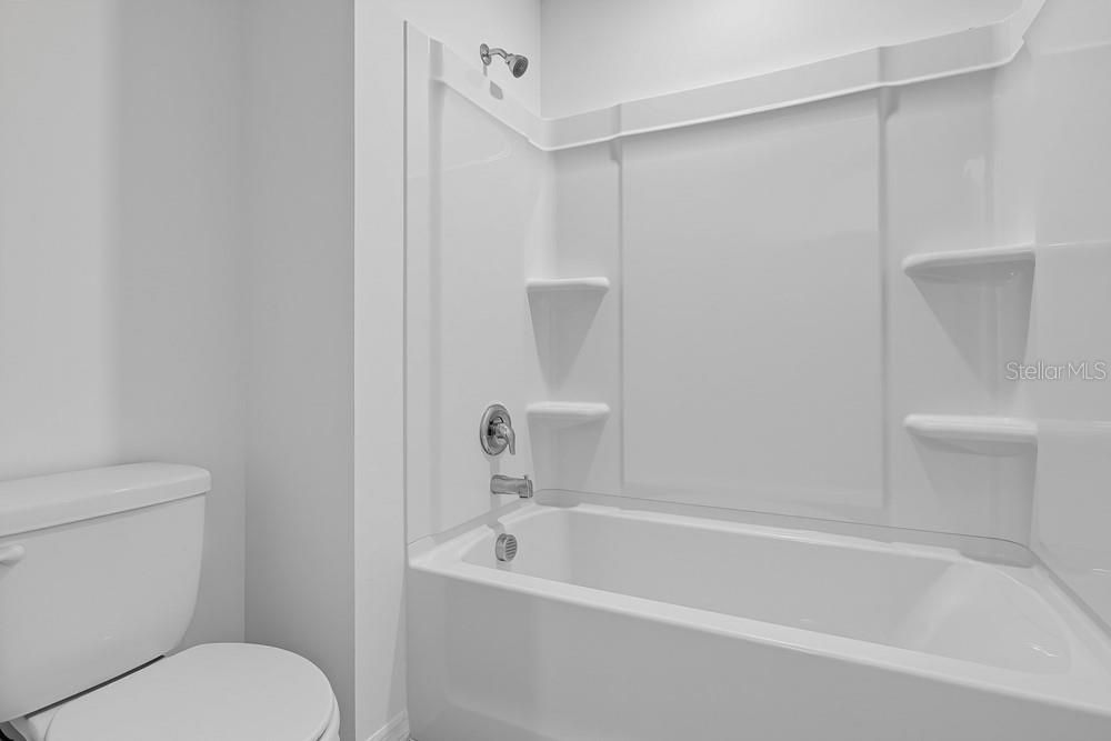 For Sale: $364,900 (4 beds, 2 baths, 2271 Square Feet)