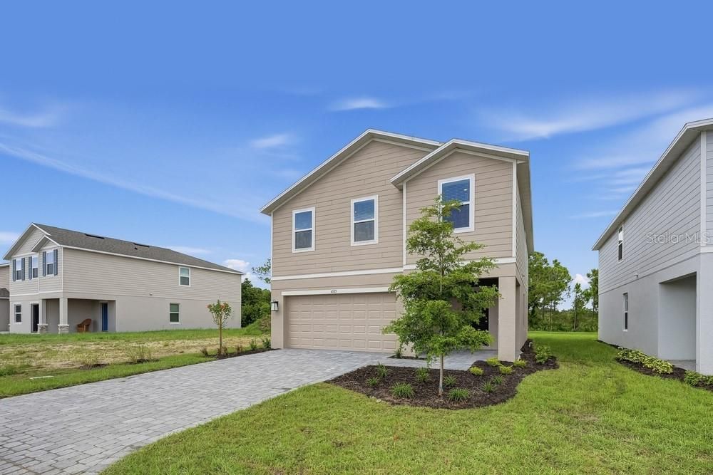 For Sale: $364,900 (4 beds, 2 baths, 2271 Square Feet)