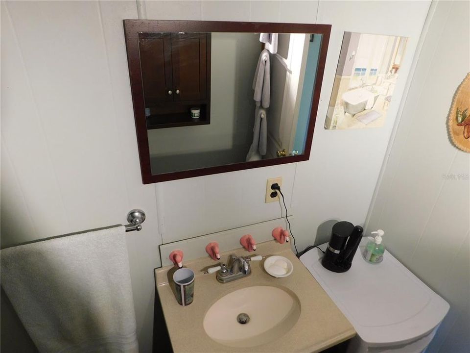 En Venta: $108,000 (2 camas, 1 baños, 648 Pies cuadrados)
