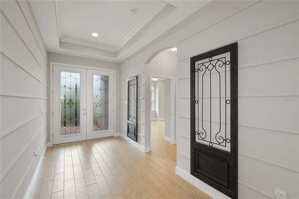 For Rent: $2,895 (3 beds, 3 baths, 2472 Square Feet)