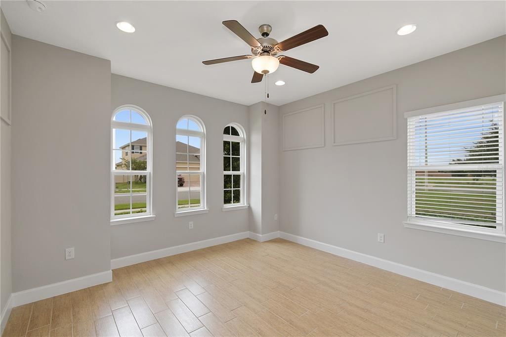 For Rent: $2,895 (3 beds, 3 baths, 2472 Square Feet)