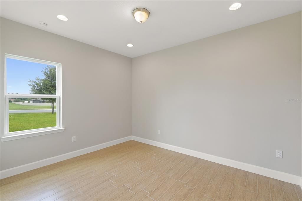 For Rent: $2,895 (3 beds, 3 baths, 2472 Square Feet)