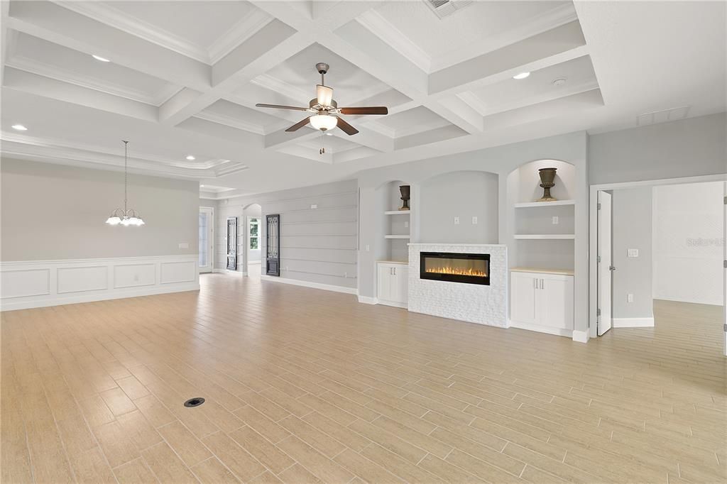 For Rent: $2,895 (3 beds, 3 baths, 2472 Square Feet)