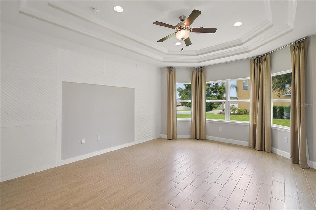 For Rent: $2,895 (3 beds, 3 baths, 2472 Square Feet)