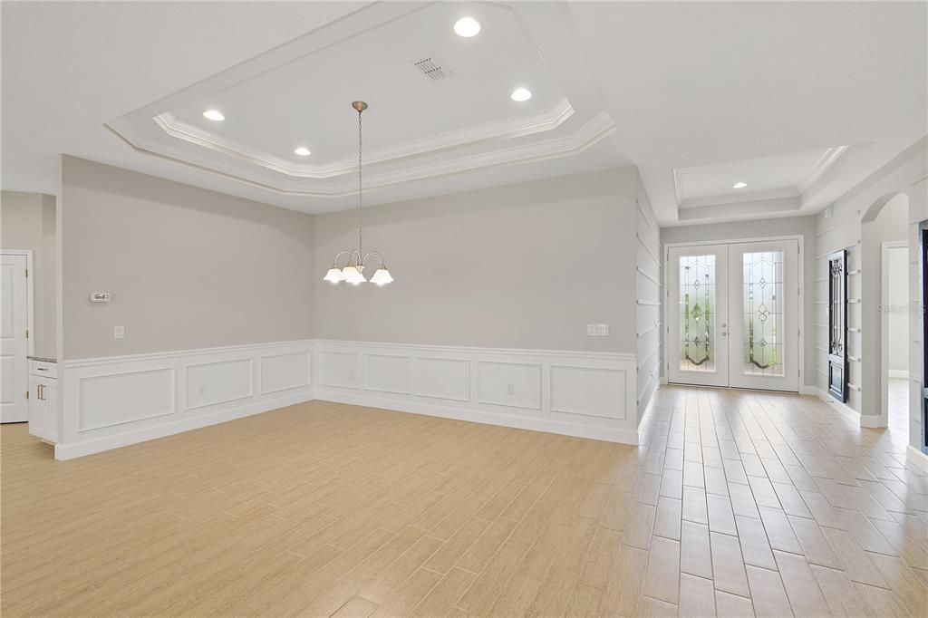 For Rent: $2,895 (3 beds, 3 baths, 2472 Square Feet)