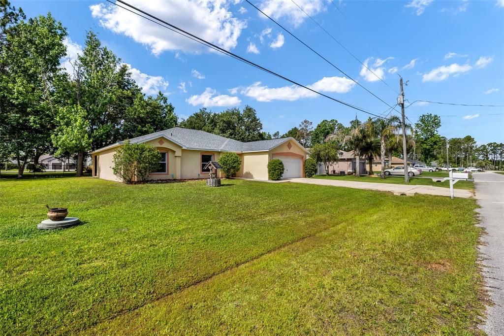 For Sale: $310,000 (4 beds, 2 baths, 1941 Square Feet)