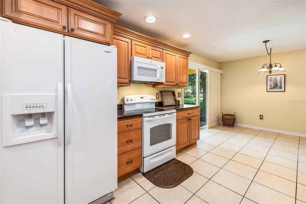 For Sale: $310,000 (4 beds, 2 baths, 1941 Square Feet)
