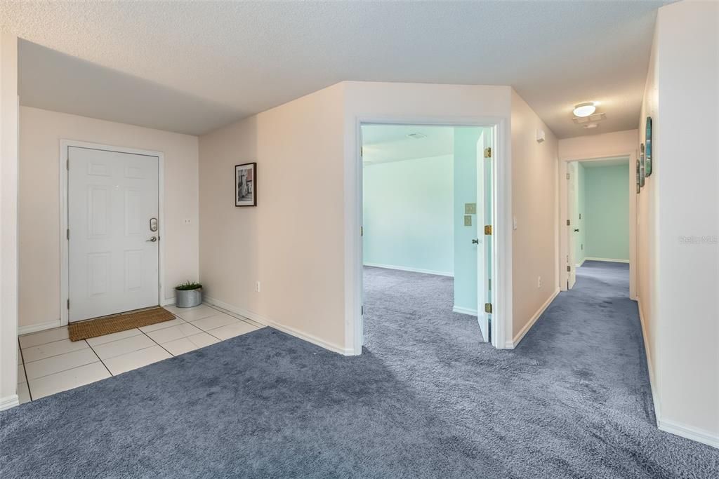 For Sale: $310,000 (4 beds, 2 baths, 1941 Square Feet)