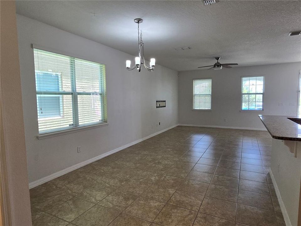 For Sale: $625,000 (4 beds, 2 baths, 2236 Square Feet)