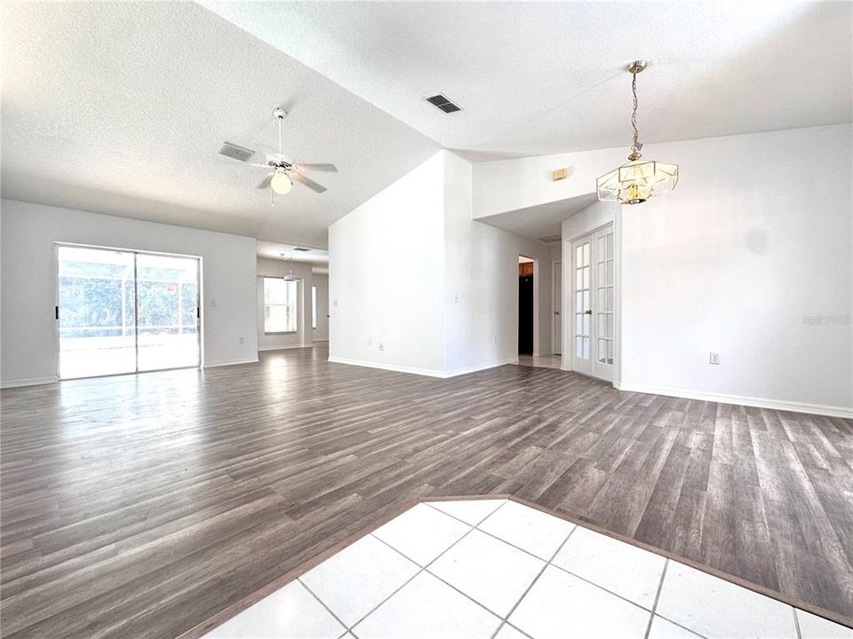 For Sale: $425,000 (3 beds, 2 baths, 2058 Square Feet)