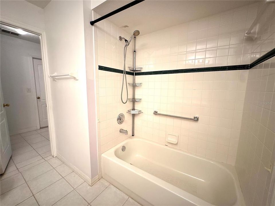 For Sale: $425,000 (3 beds, 2 baths, 2058 Square Feet)
