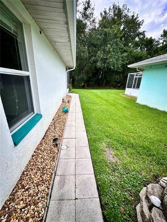 For Sale: $425,000 (3 beds, 2 baths, 2058 Square Feet)