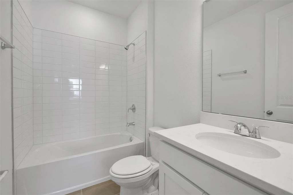На продажу: $579,990 (3 спален, 2 ванн, 2078 Квадратных фут)